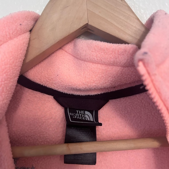 North Face Jacket Pink - Picture 2 of 3
